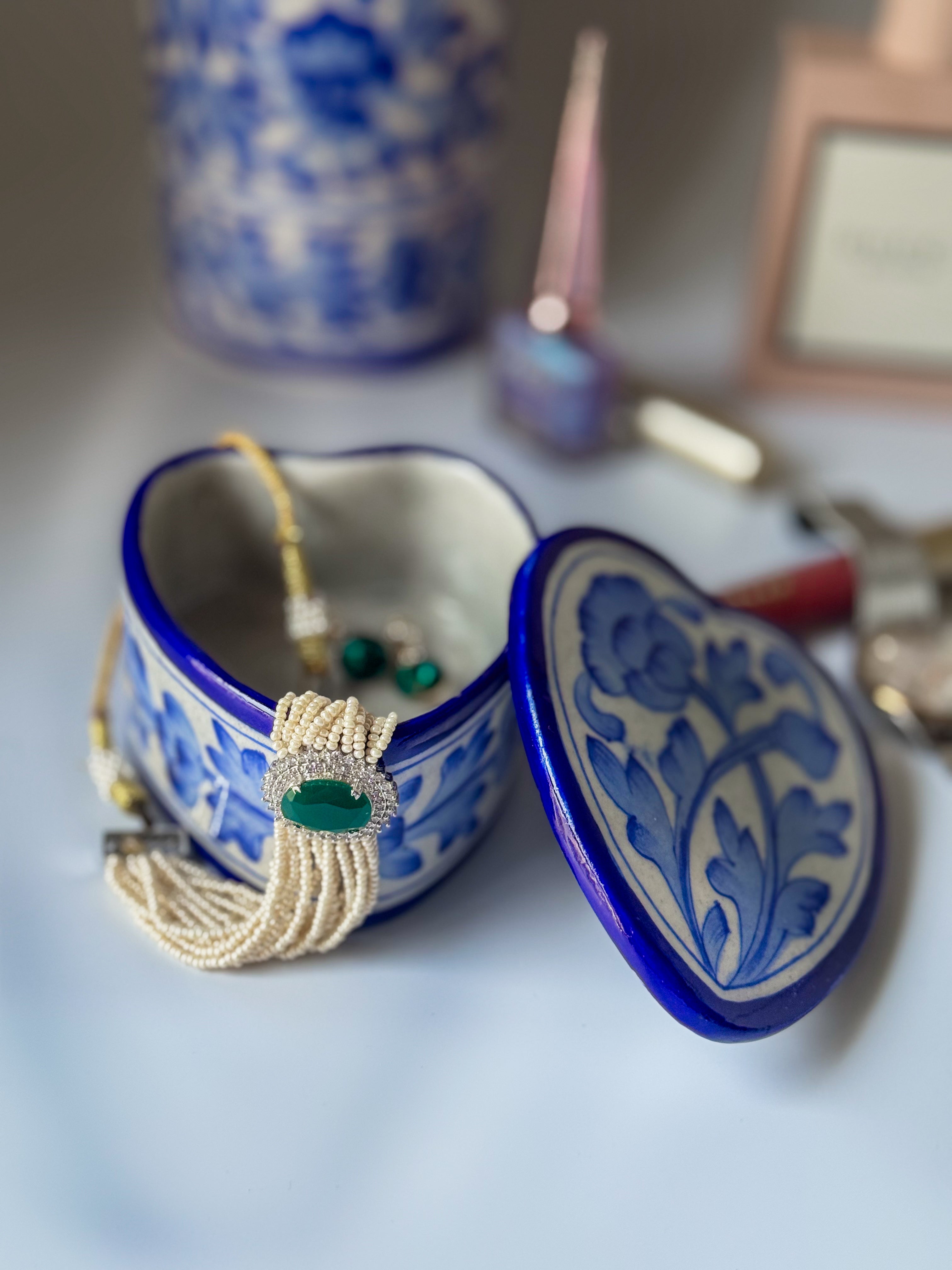 Neel Noor Heirloom Heart Casket